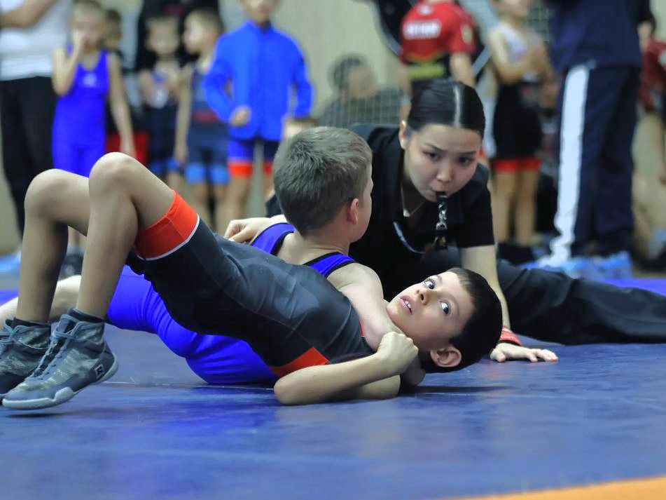 Юные борцы Наро-Фоминска завоевали 8 медалей на всероссийском турнире JWL