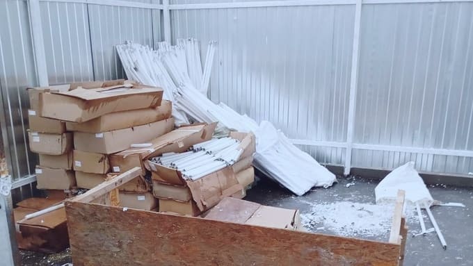 Неизвестный выбросил 100+ ртутных ламп в Наро-Фоминске
