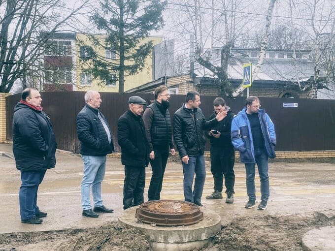 Власти Наро-Фоминска решат проблему «торчащих» колодцев после обращения жителей