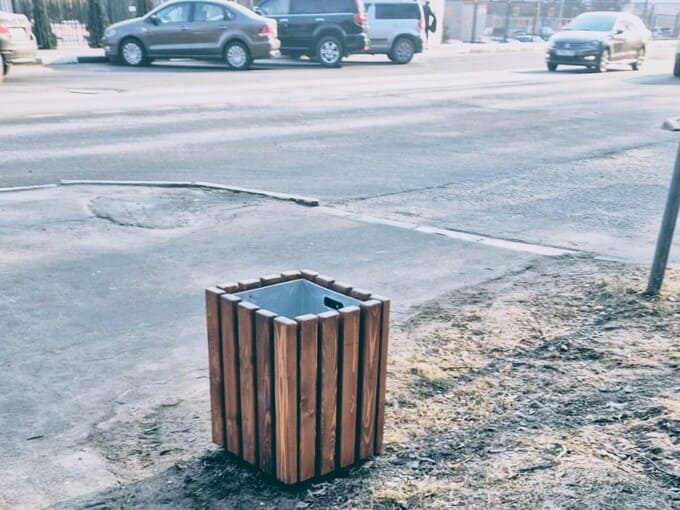 После жалоб жителей на улицах Наро-Фоминска установят урны