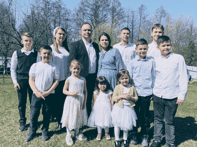 В День Победы семья Фирсовых из Наро-Фоминска пополнилась одиннадцатым ребёнком