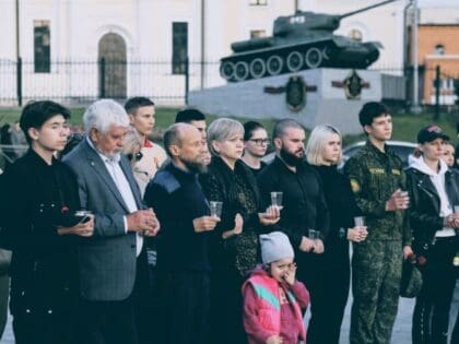 Свечи памяти объединили Наро-Фоминск: В округе прошли акции ко Дню скорби