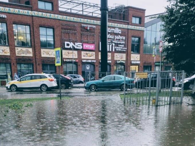 Водный хаос: 84% месячной нормы осадков за сутки в Подмосковье