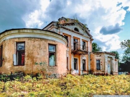 Усадьба Любаново: как потомок Шлиппе и 60 волонтёров начали большое возрождение
