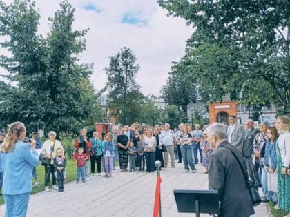 Символ подвига бойцов: В Верее открыли памятник легендарной пушке ЗИС-3