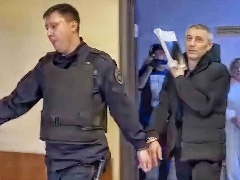 Расправа из-за ревности: житель Наро-Фоминска получил 12,5 лет строгого режима за убийство экс-супруги Расправа из-за ревности: житель Наро-Фоминска получил 12,5 лет строгого режима за убийство экс-супруги