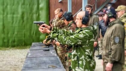 Наро-фоминские школьники — лучшие стрелки на военно-патриотической игре в Грозном Победа школьников Наро-Фоминска в стрельбе в Грозном