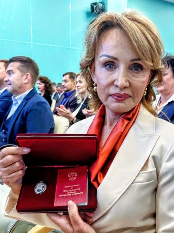 Руководитель Наро-Фоминского перинатального центра стала «Заслуженным врачом России» Руководитель Наро-Фоминского перинатального центра стала «Заслуженным врачом России»