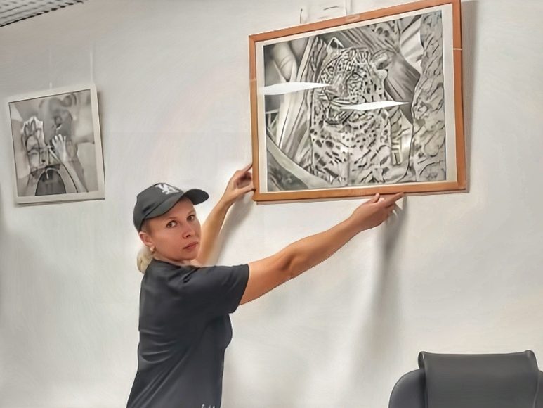 Выставка Магия угля в Верее Юлия Булкина. Фото из личного архива Юлии Булкиной