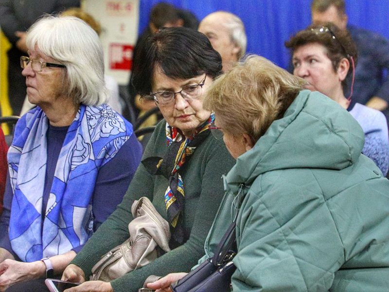 Жители четырёх сёл Наро-Фоминска предложили администрации решить проблемы дорог и школьного автобуса