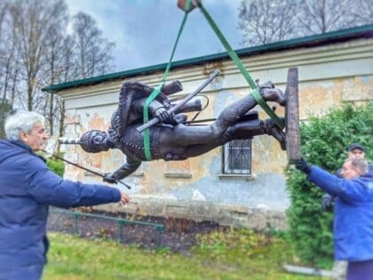 Памятник Дорохову в Верее открытие после реставрации. Фото: Территориальное управление Верея
