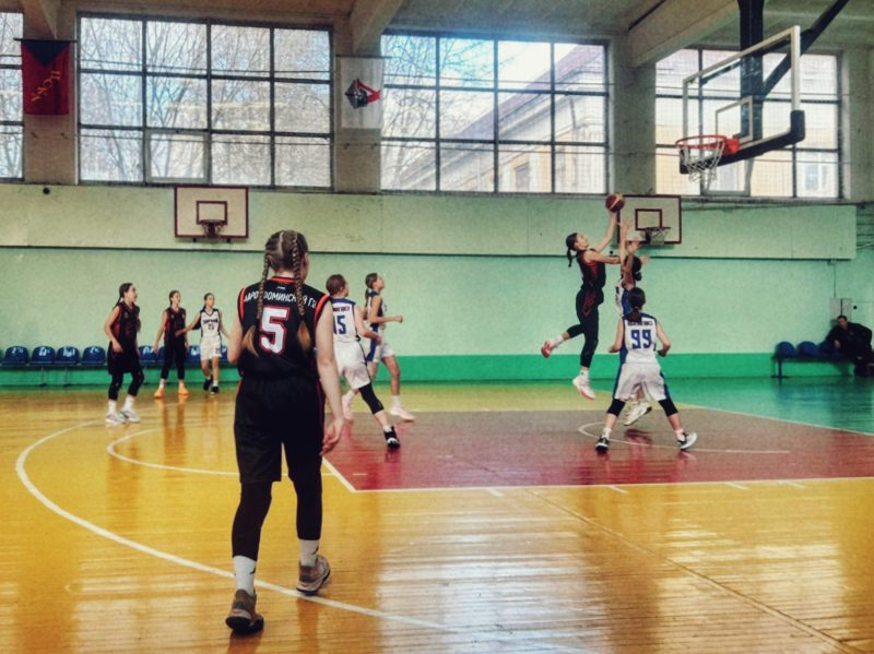 Баскетболистки Наро-Фоминска разгромили соперниц в Красногорске