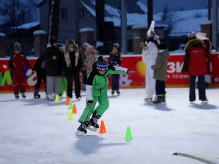 График работы катка в парке Воровского на Новый год