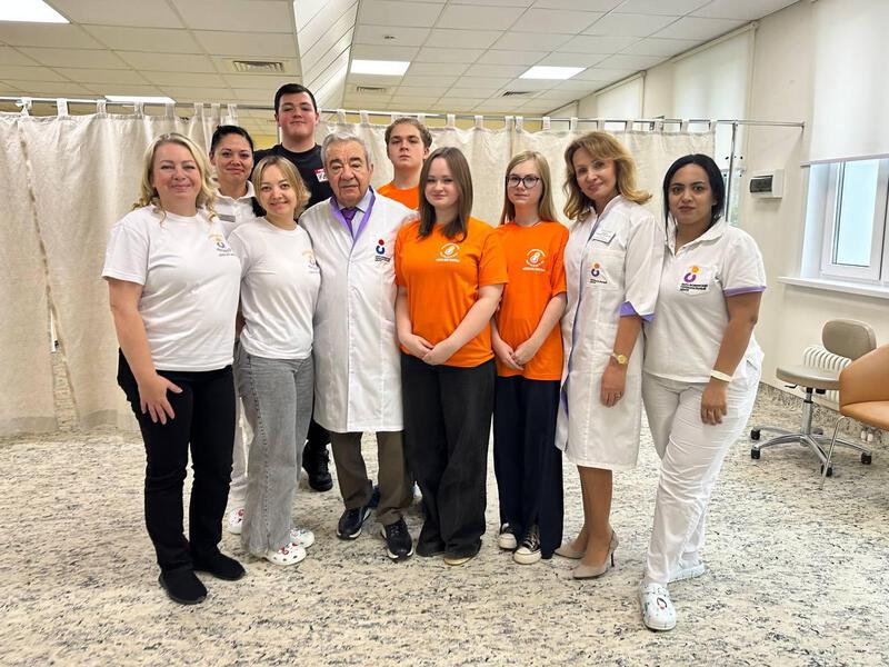 Академик Радзинский посетил Наро‑Фоминский перинатальный центр