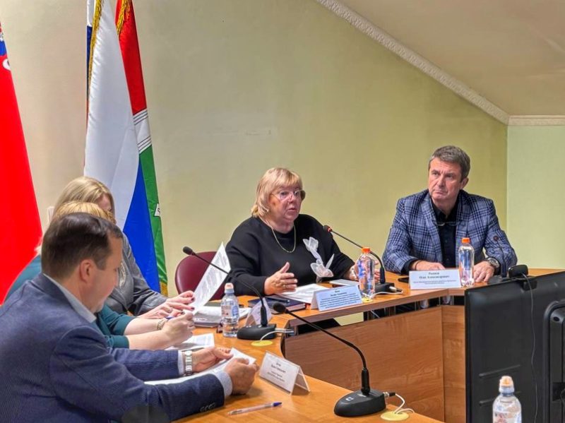 Зампред Мособлдумы Олег Рожнов принял участие в итоговом заседании форума «Управдом» в Наро-Фоминске