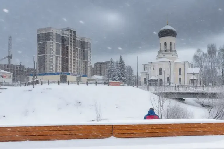 Наро-Фоминск. Рекордный снегопад в Москве 9 января 2026: прогноз бурана