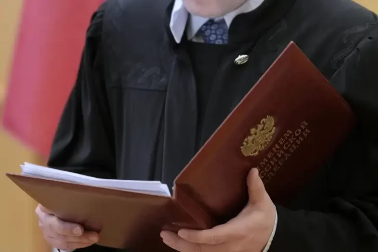 Мигранта оштрафовали за поддельное уведомление в суде Наро-Фоминска