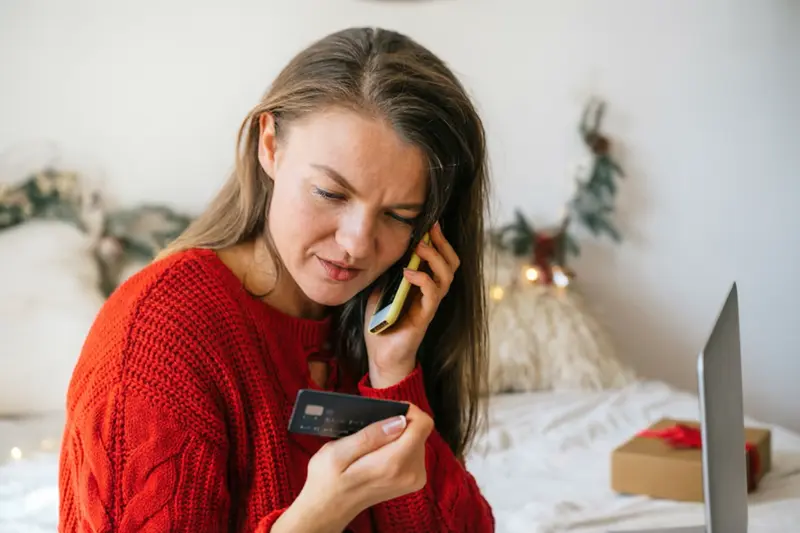 Потеря смартфона с привязанной банковской картой: что делать