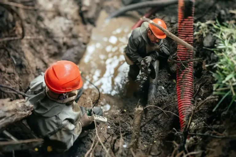 Замена водопроводных труб ПНД на улице Погодина в Наро-Фоминске 2026 год