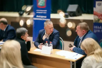 Шамнэ встретился с бойцами СВО и их семьями: льготы, реабилитация и вопросы ЖКХ решали на месте