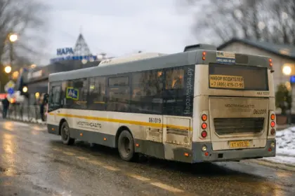 Маршрут № 10 «Поликлиника — Озёрный» вернулся на улицу Московскую