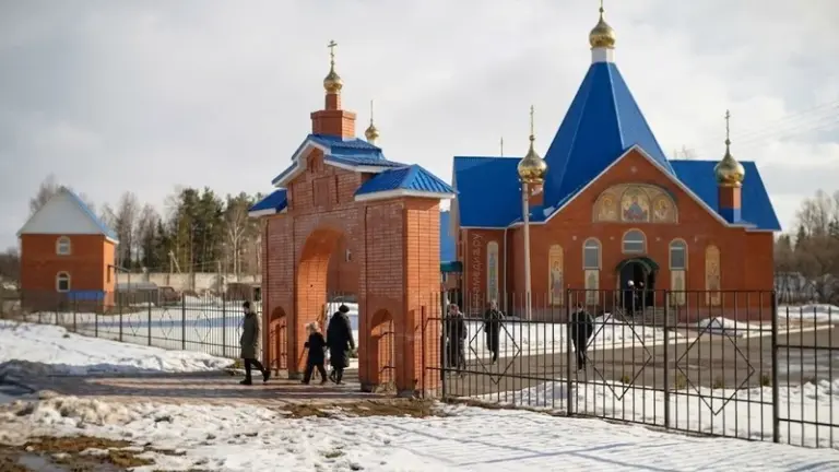 Храм Покрова Божией Матери в Таширово Наро-Фоминского района